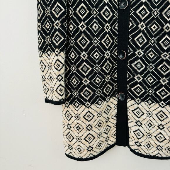 Nomadic Traders Black And Beige Geometric Knit Cardigan Womens Size Medium - Picture 3 of 8